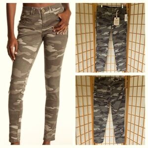 Democracy AB Technology Camo Freedom Ankle Skimmer Mold & Hold Jeans SZ 10 NWT